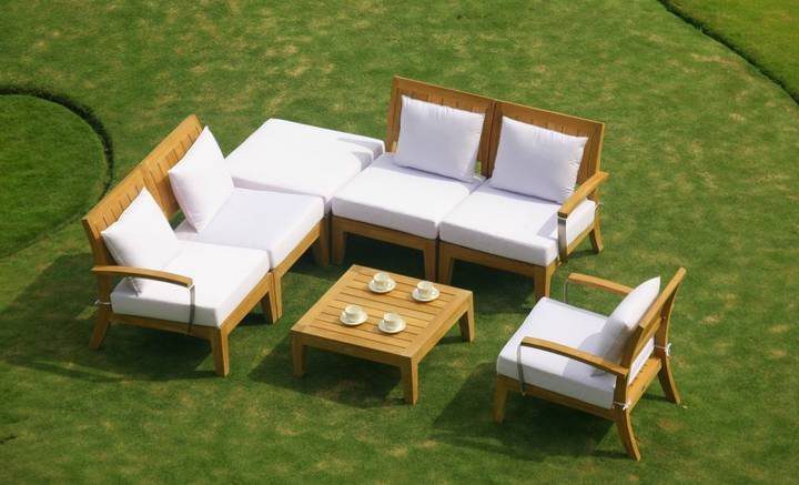 Nivella Deep Seating Sofa