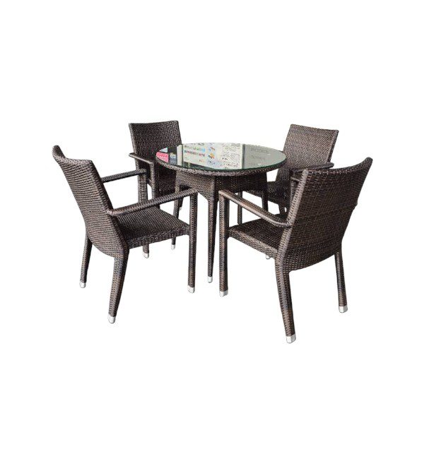 Wicker round table and chairs set for outdoor patio dining
